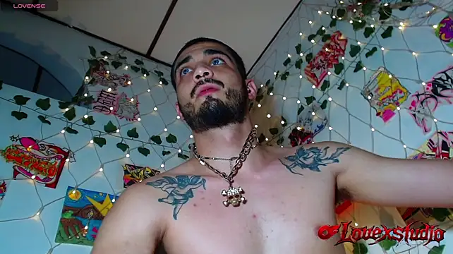 LovexJuxn77 live sex cam