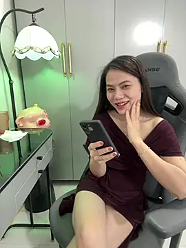 Llabi2k webcam stripchat model stream image