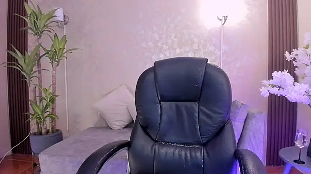 BellaMarieX live cam on StripChat
