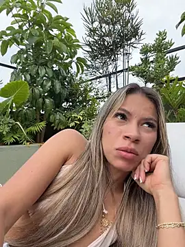 Mia_Rosee1 webcam