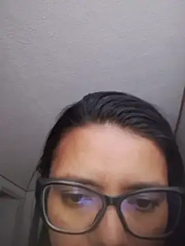 selena_foxy live cam preview