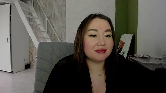 emilia_mur live cam on StripChat