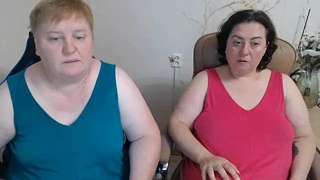 Lindy-Jeanie webcam