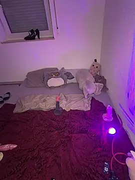 SunnyBunny19 webcam