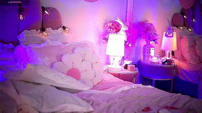 MiaMuse live cam