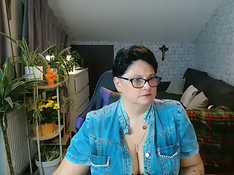 Newgirl4you live cam preview