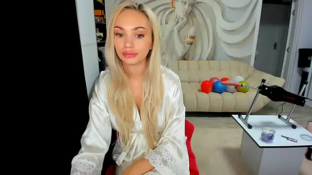 HaleySweet18 live cam on StripChat