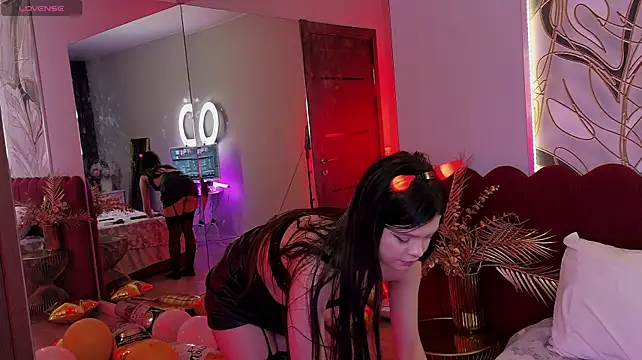 SkyeHayes live cam on StripChat