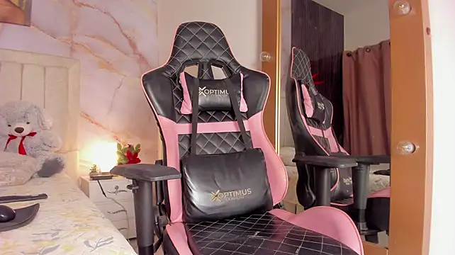 EvelynXSinclair webcam stripchat model stream image