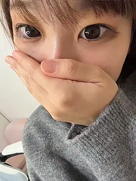 Hiiichan88 Live Webcam on Stripchat