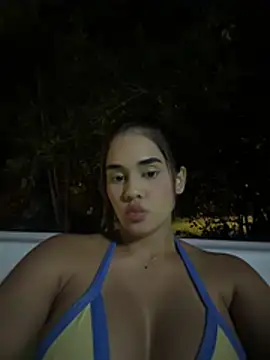 BellaLeclair_