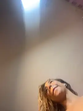 Dolcejoly webcam