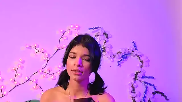 luna-bella_ webcam stripchat model stream image