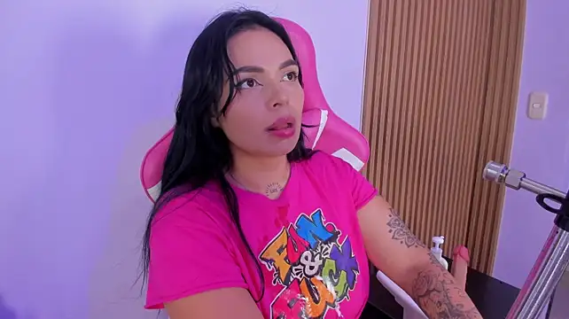 miathonson769 webcam stripchat model stream image