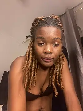 EbonySole1 live cam on StripChat