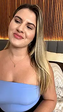 EmiilyAdams_
