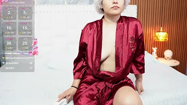 hornybarelylegalgirl