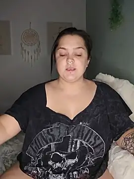 Saucy-Serenity live cam preview