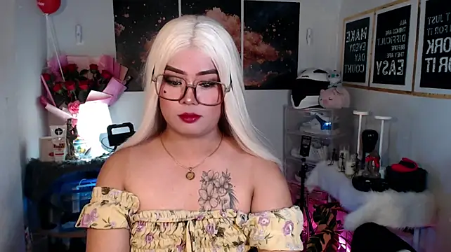 YourSweet-mich live cam preview