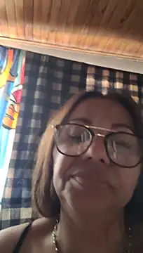 Ladymilf12 live cam preview