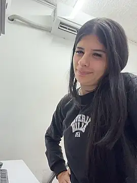 Mia_Alanna