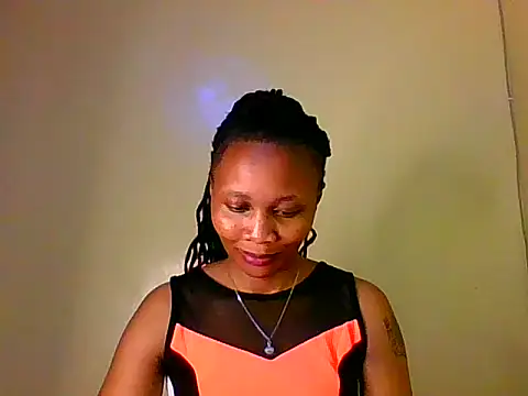 _Shantel1