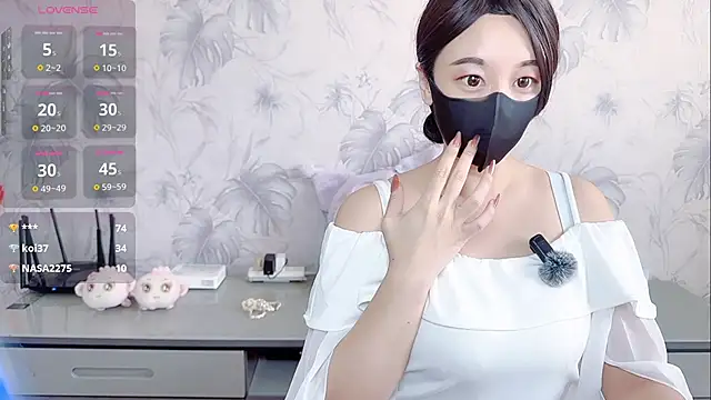 youyou-68 webcam stripchat model stream image