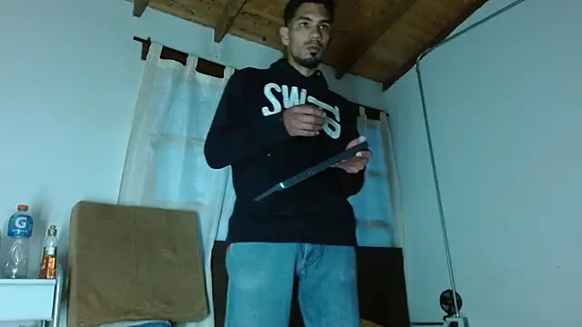 JohanyLatino