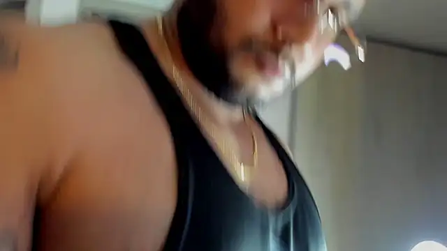 frank_myles live cam on StripChat