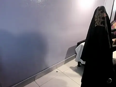 vivienne_hadi