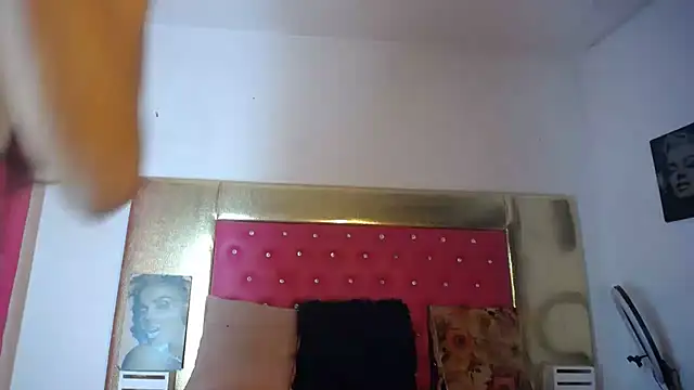 eylen_bigcock33