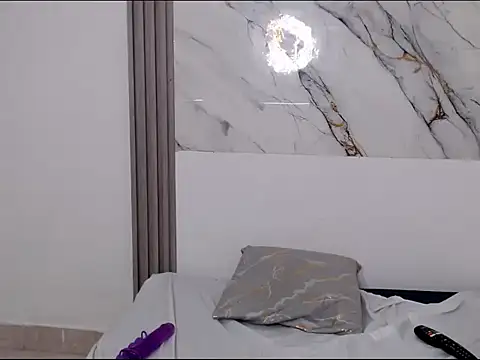 VictoriaVelvet11 webcam stripchat model stream image