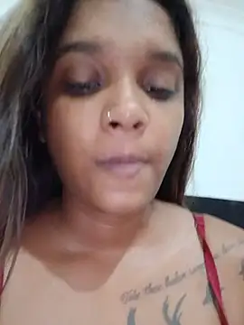 Indianqueen03 webcam