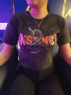 yhona_darling