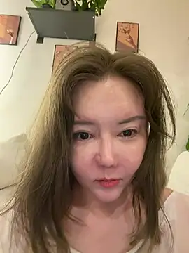 Mia-zhan live cam preview