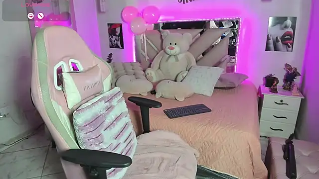Karly_moon