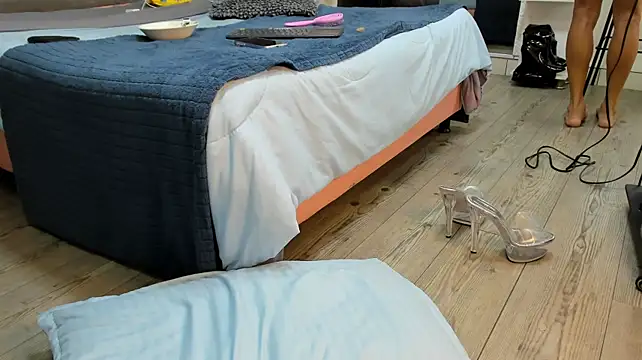 isa_lancaster live sex cam
