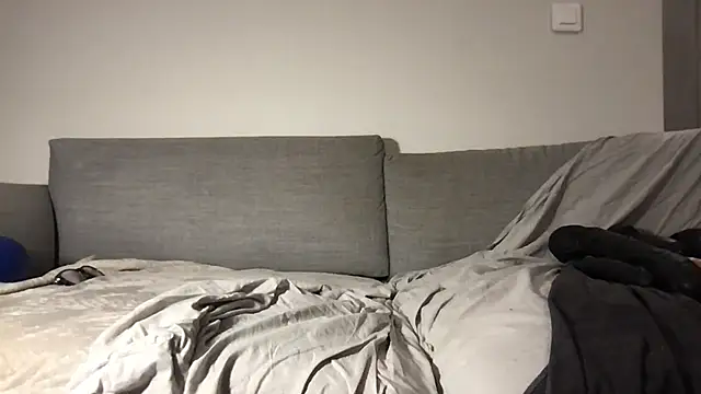 Zaak91190 live cam preview