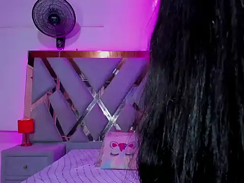 EmmaTeylor webcam stripchat model stream image