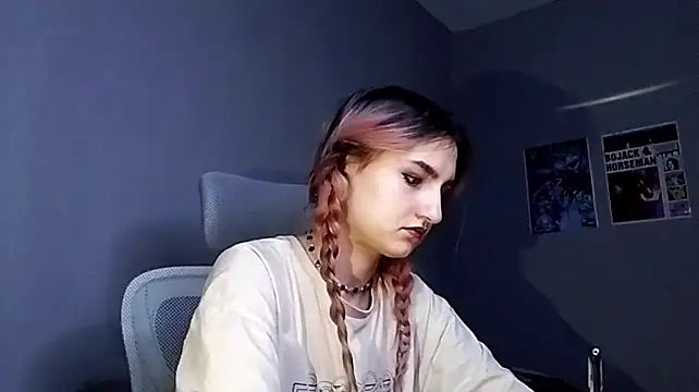 MayaGrins live cam preview