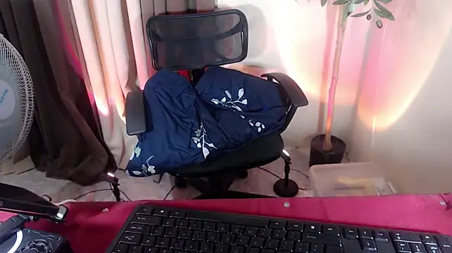 Scarlet_Kisses