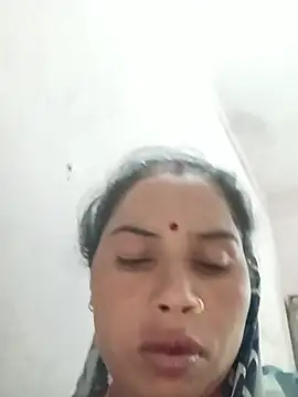Priyansi_hot