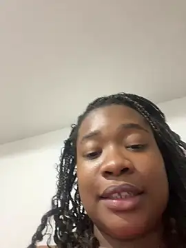 Angela_Mirelle webcam