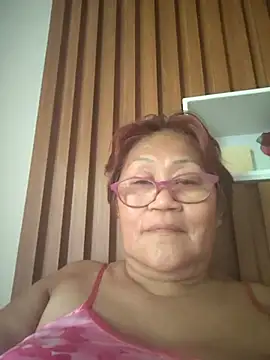 Sunflower1956 live cam on StripChat