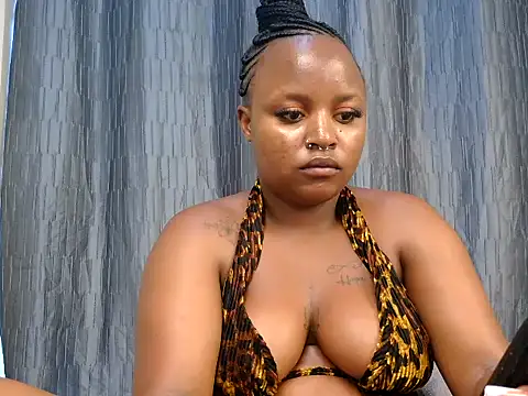 Sexybrii_ live cam preview
