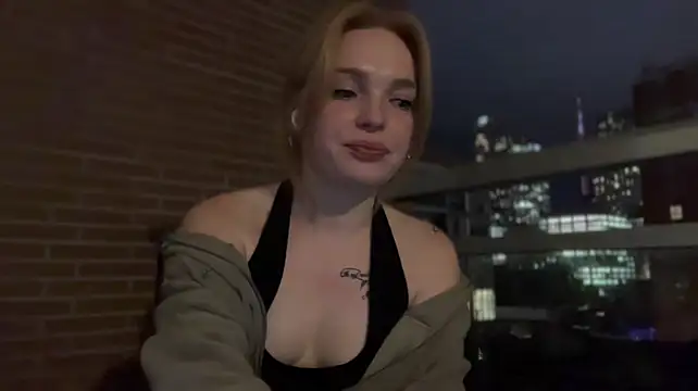 MarianaTease