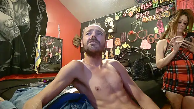 DaddyAndSplashQueen live sex cam