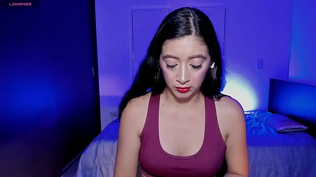 MeganWhite3