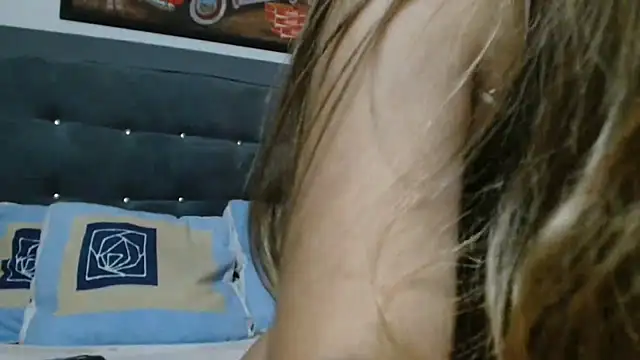 3littles (F young) - unbutton the girl's shorts
