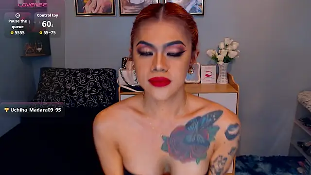 StellaStrong30 live cam preview